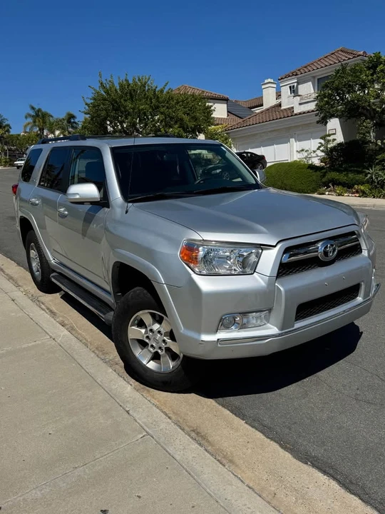 2011 Toyota 4Runner 5th Gen - Image 3 of 10