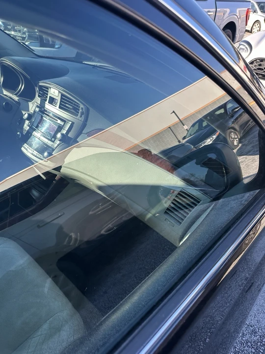 2011 Toyota Avalon 3rd Gen - Image 15 of 20