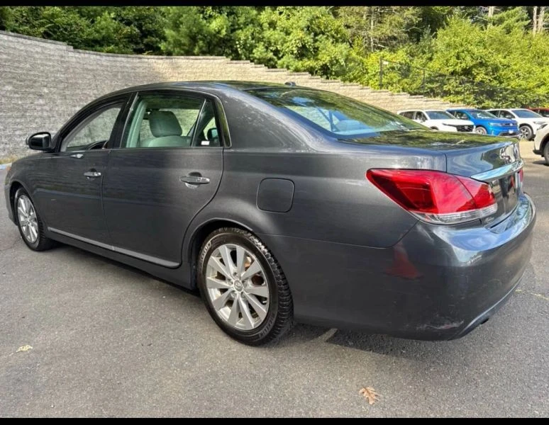 2011 Toyota Avalon 4th Gen - Image 7 of 11
