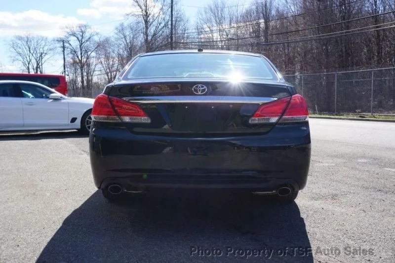 2011 Toyota Avalon 3rd Gen - Image 6 of 12