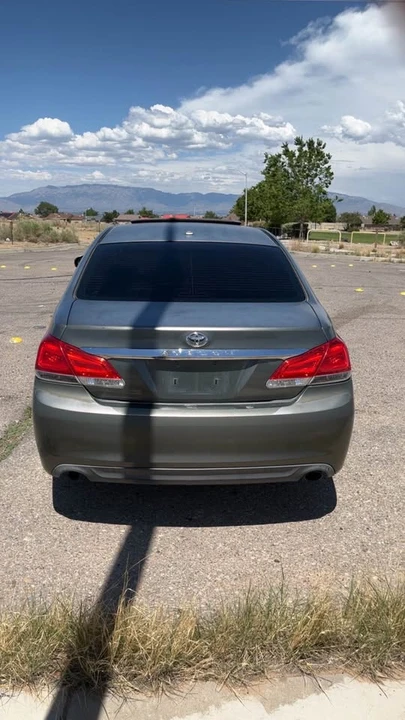 2011 Toyota Avalon 3rd Gen - Image 3 of 10