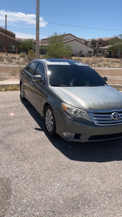 2011 Toyota Avalon 3rd Gen - Image 5 of 10