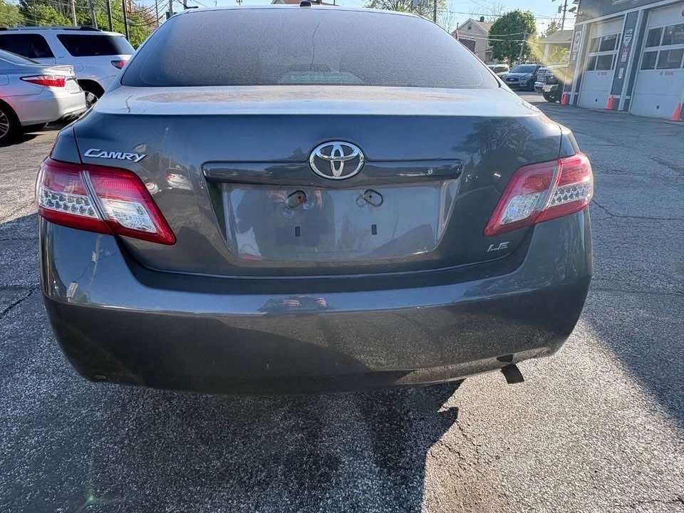 2011 Toyota Camry 6th Gen - Image 7 of 18