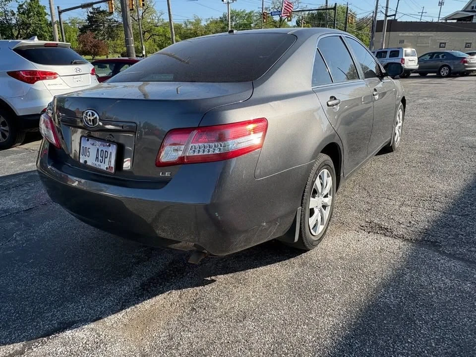 2011 Toyota Camry 6th Gen - Image 6 of 18