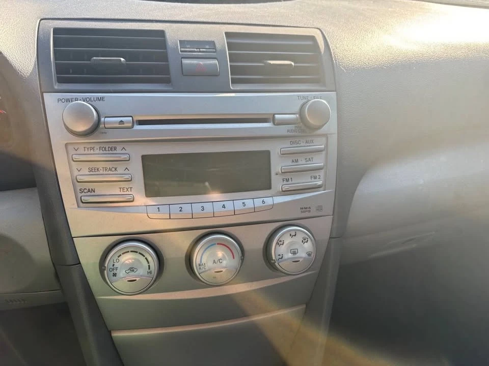 2011 Toyota Camry 6th Gen - Image 12 of 18