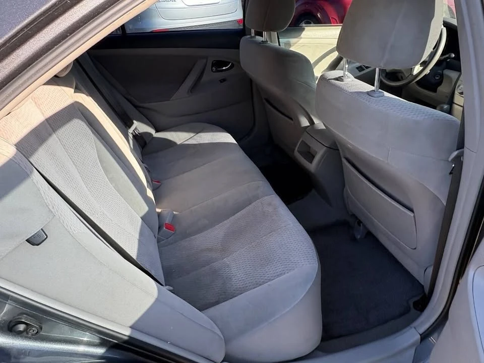 2011 Toyota Camry 6th Gen - Image 9 of 18