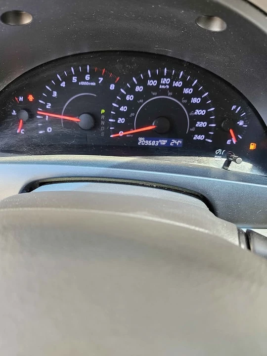 2011 Toyota Camry 6th Gen - Image 10 of 20