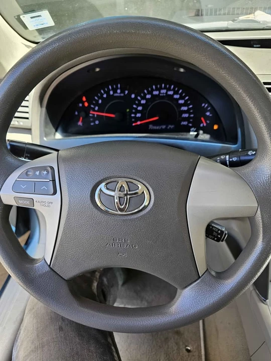 2011 Toyota Camry 6th Gen - Image 9 of 20