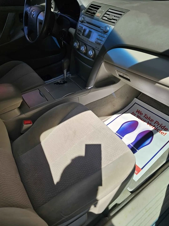 2011 Toyota Camry 6th Gen - Image 15 of 20