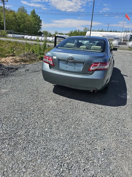 2011 Toyota Camry 6th Gen - Image 5 of 20