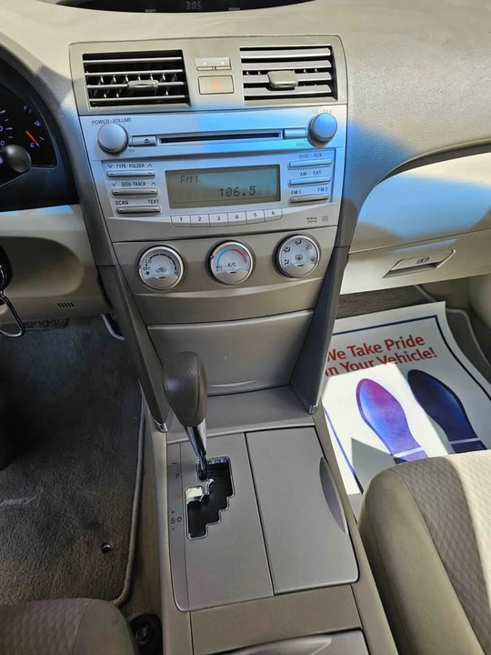 2011 Toyota Camry 6th Gen - Image 11 of 20