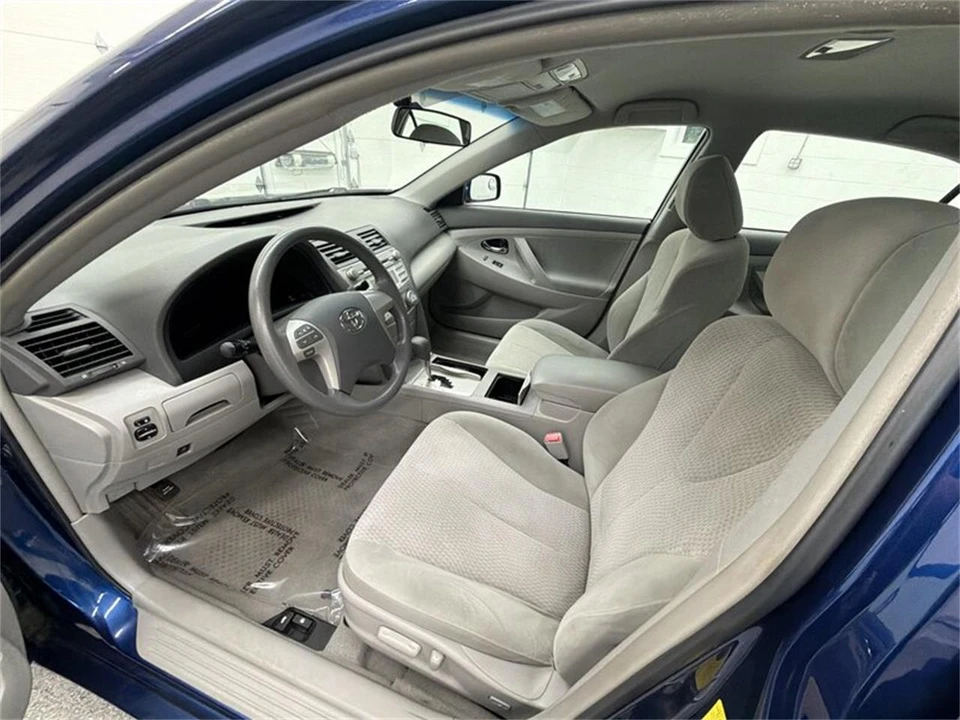 2011 Toyota Camry 6th Gen - Image 10 of 16
