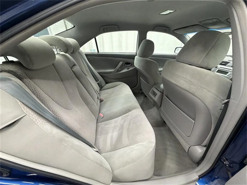 2011 Toyota Camry 6th Gen - Image 14 of 16