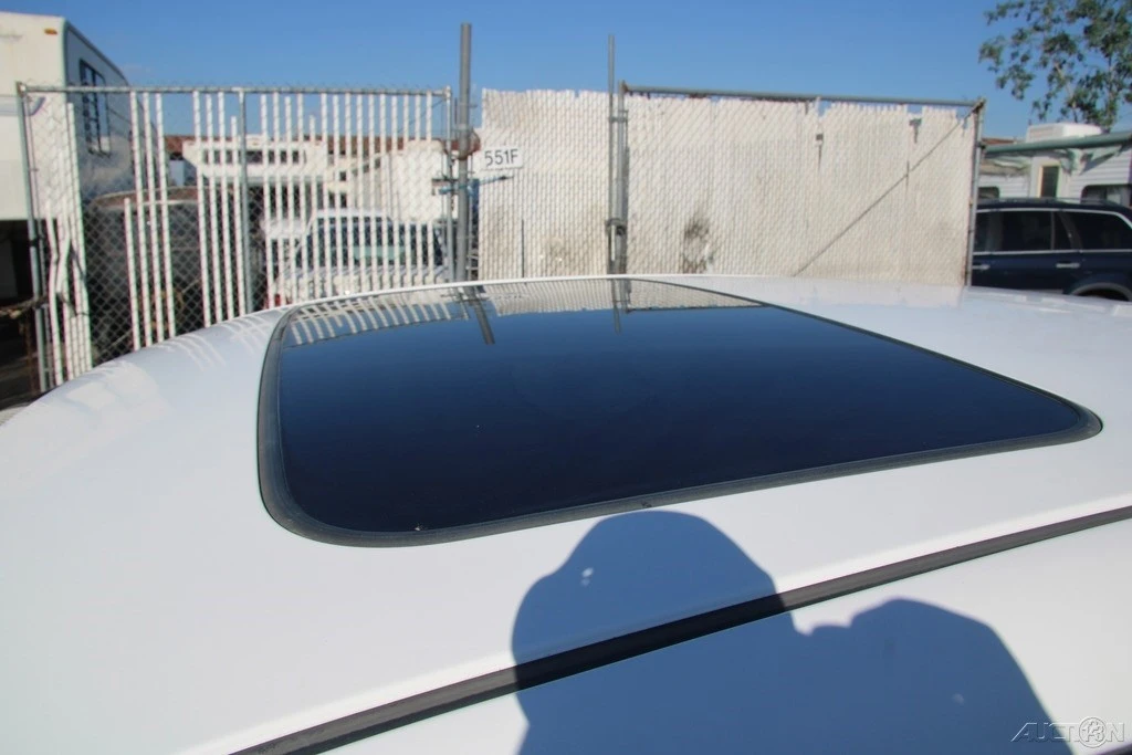 2011 Toyota Camry 6th Gen - Image 11 of 21