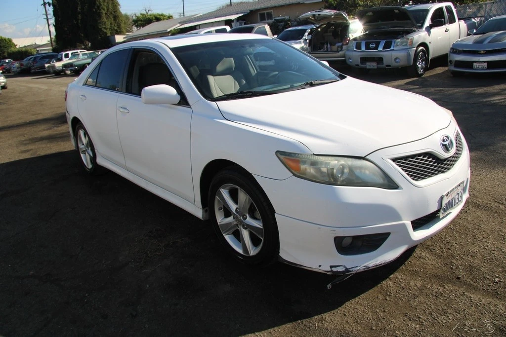 2011 Toyota Camry 6th Gen - Image 8 of 21