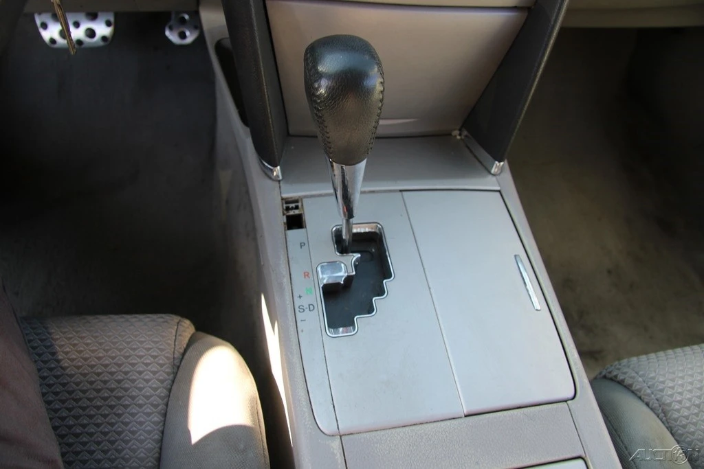 2011 Toyota Camry 6th Gen - Image 19 of 21