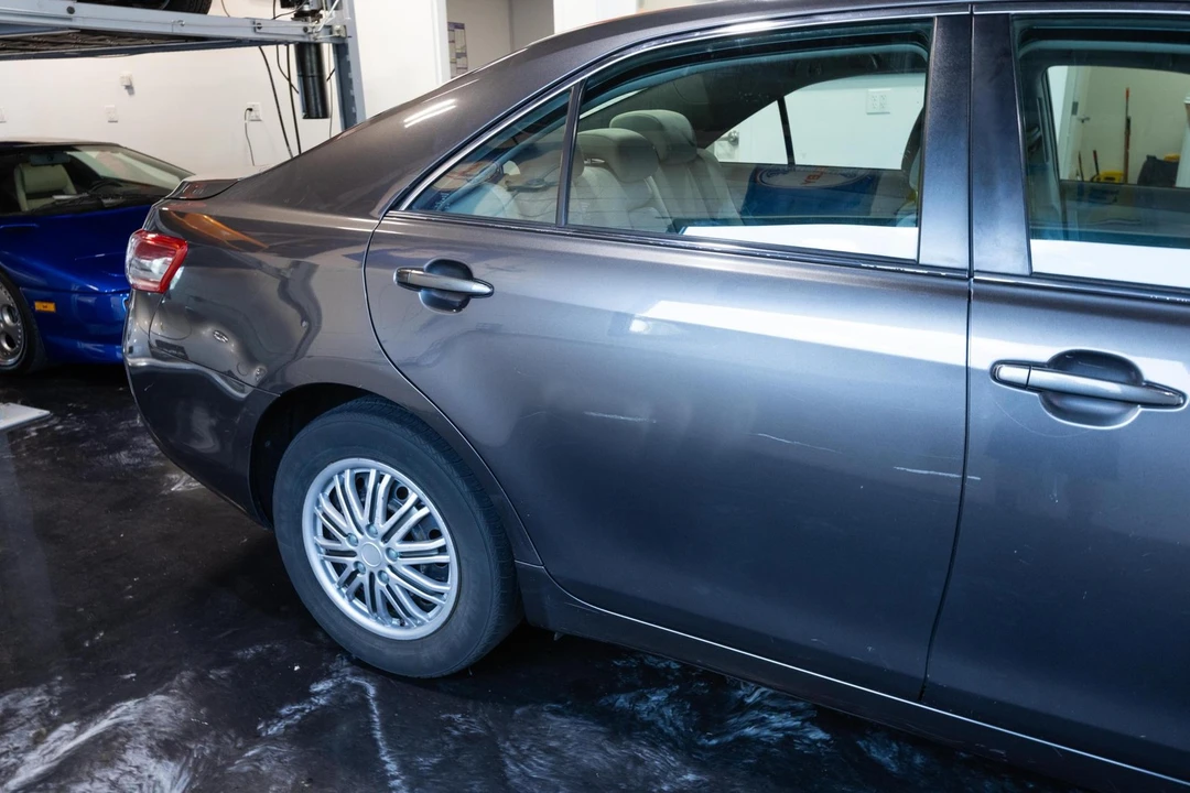 2011 Toyota Camry 6th Gen - Image 17 of 21