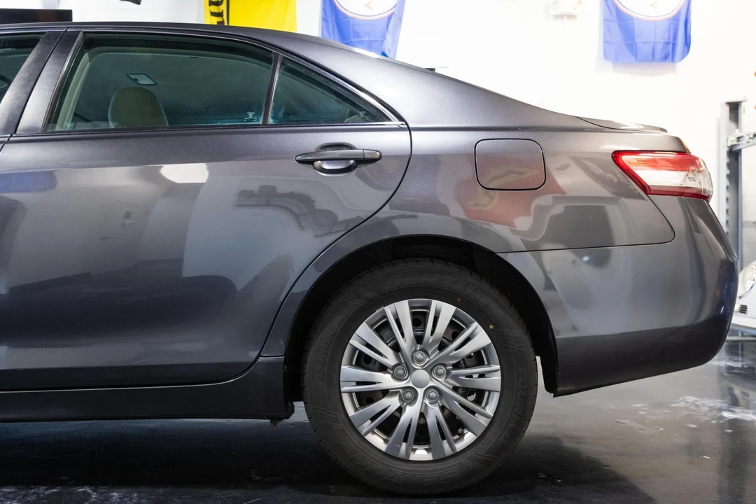2011 Toyota Camry 6th Gen - Image 9 of 12
