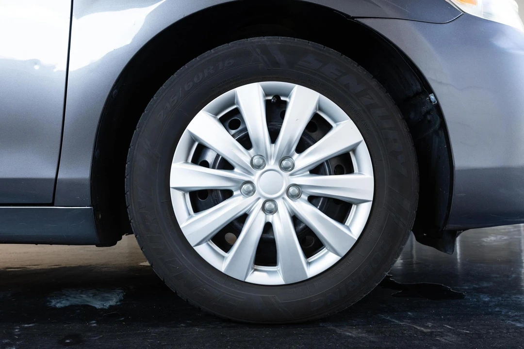 2011 Toyota Camry 6th Gen - Image 20 of 21