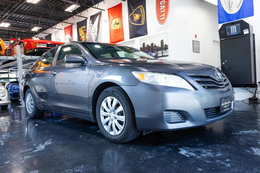 2011 Toyota Camry 6th Gen - Image 21 of 21