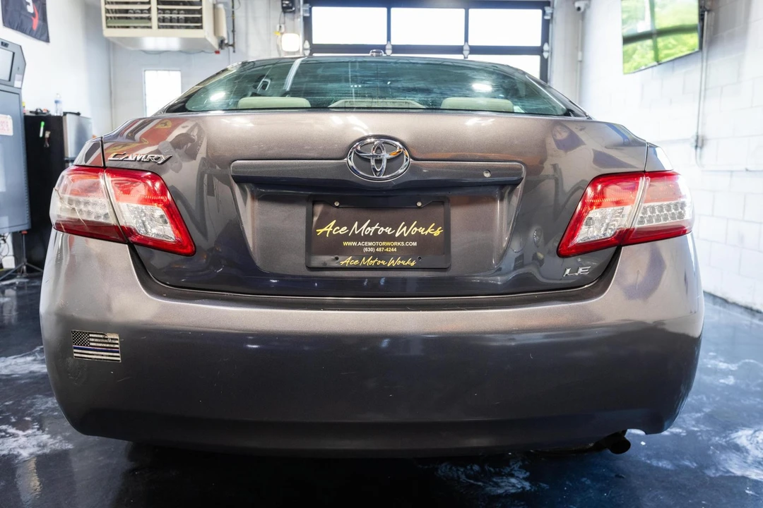 2011 Toyota Camry 6th Gen - Image 13 of 21