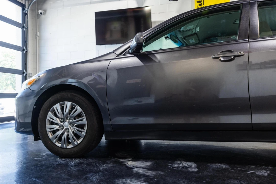 2011 Toyota Camry 6th Gen - Image 4 of 21