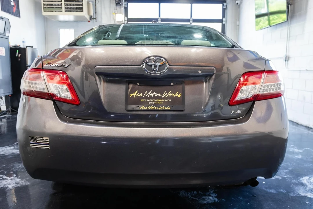 2011 Toyota Camry 6th Gen - Image 13 of 21