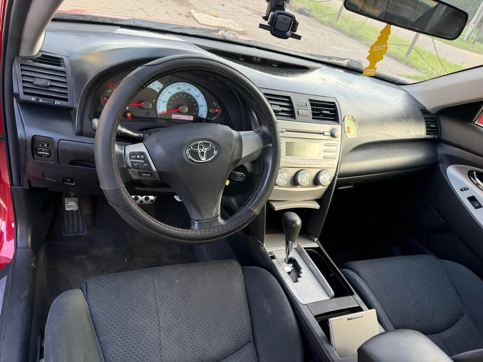 2011 Toyota Camry 6th Gen - Image 7 of 12