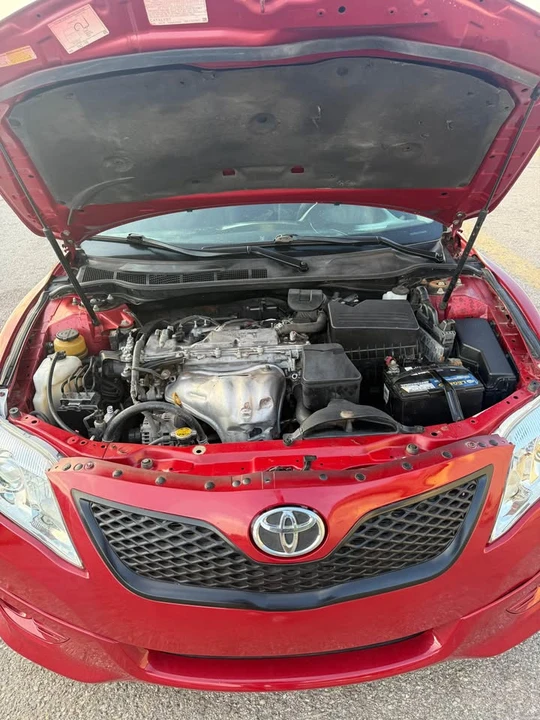 2011 Toyota Camry 6th Gen - Image 6 of 12