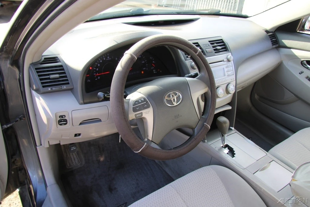 2011 Toyota Camry 6th Gen - Image 15 of 21