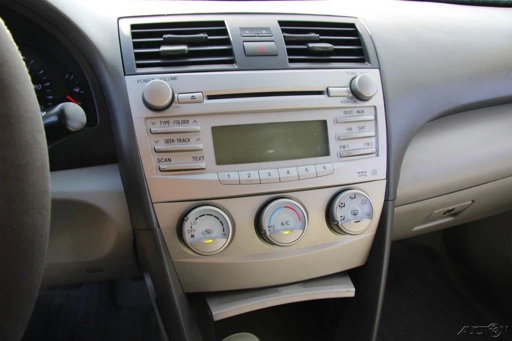 2011 Toyota Camry 6th Gen - Image 18 of 21