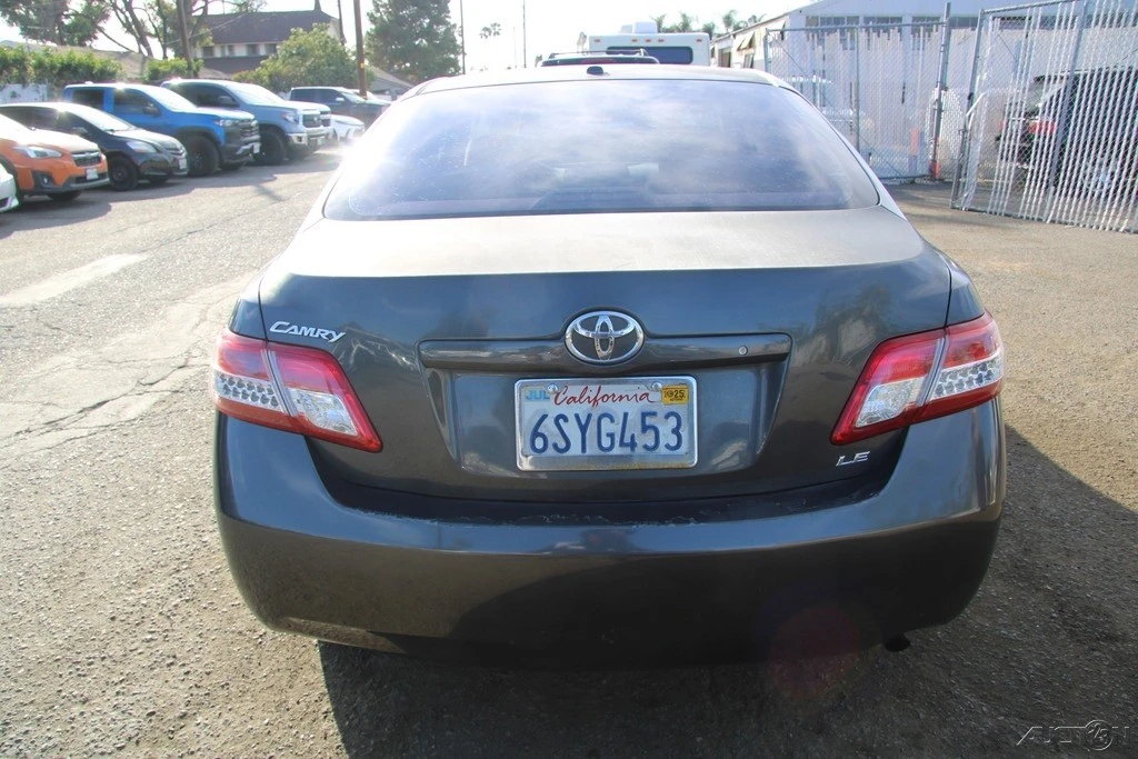 2011 Toyota Camry 6th Gen - Image 6 of 21