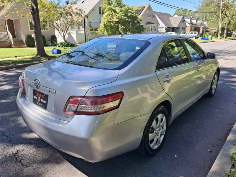 2011 Toyota Camry 6th Gen - Image 8 of 12