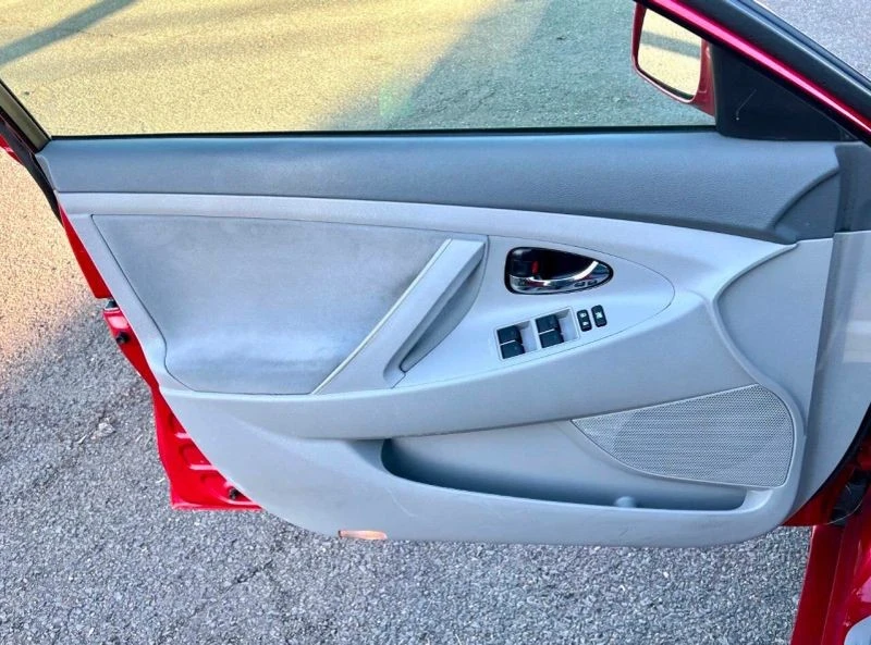 2011 Toyota Camry 6th Gen - Image 4 of 12