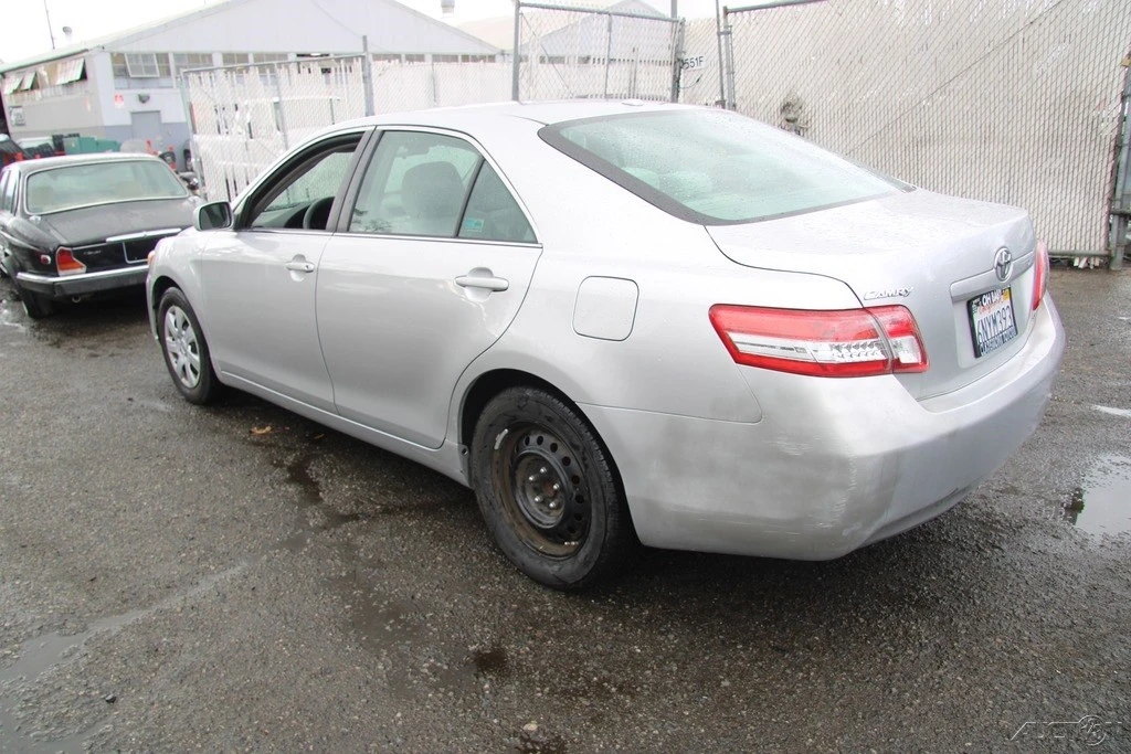 2011 Toyota Camry 6th Gen - Image 4 of 21