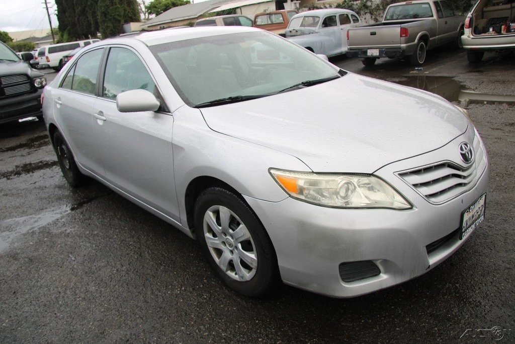 2011 Toyota Camry 6th Gen - Image 8 of 21
