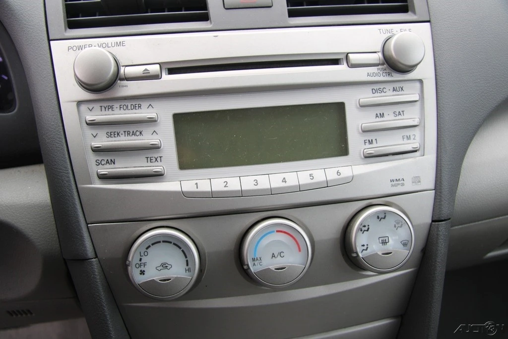 2011 Toyota Camry 6th Gen - Image 16 of 21
