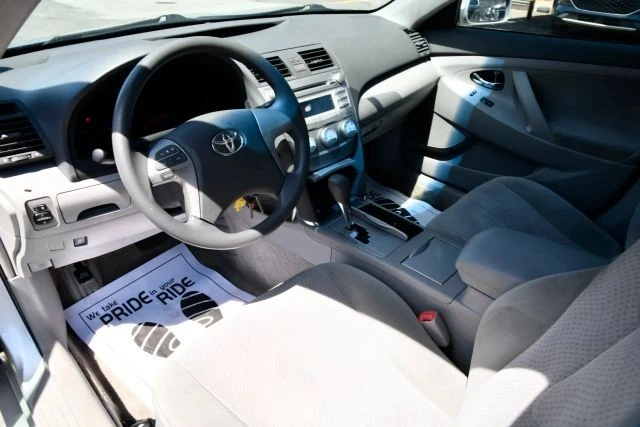 2011 Toyota Camry 6th Gen - Image 14 of 30