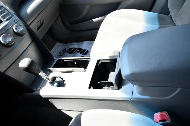 2011 Toyota Camry 6th Gen - Image 19 of 30