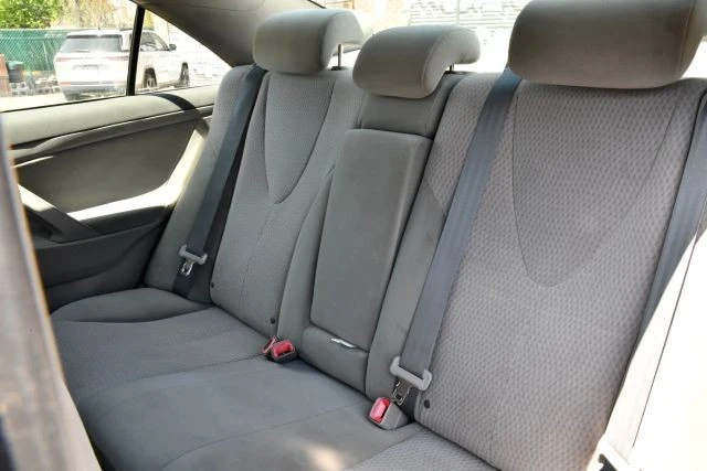 2011 Toyota Camry 6th Gen - Image 21 of 30