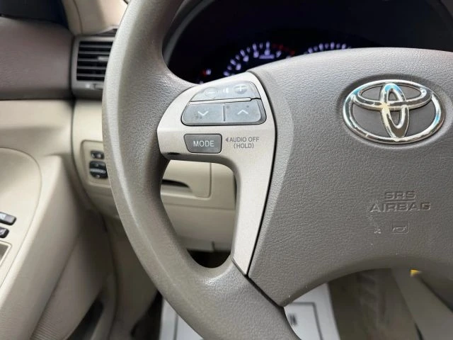 2011 Toyota Camry 6th Gen - Image 16 of 19