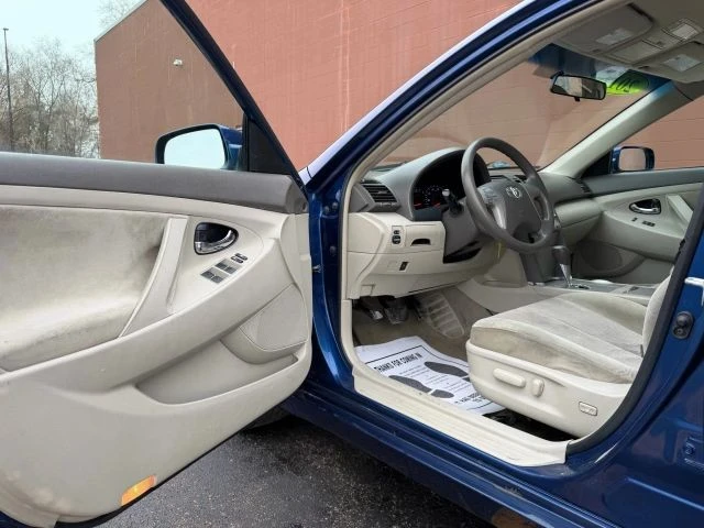 2011 Toyota Camry 6th Gen - Image 9 of 19