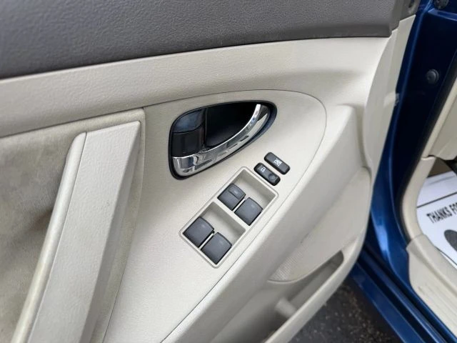 2011 Toyota Camry 6th Gen - Image 10 of 19