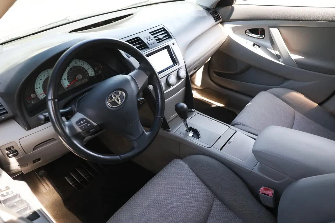 2011 Toyota Camry 6th Gen - Image 4 of 12