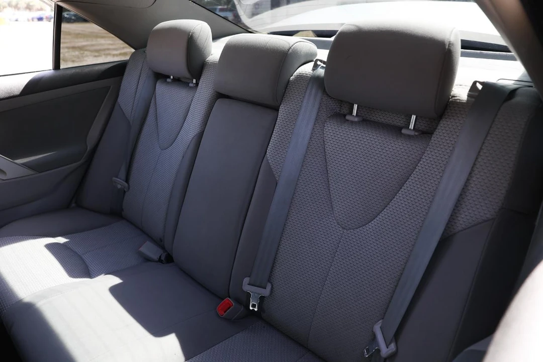 2011 Toyota Camry 6th Gen - Image 8 of 12