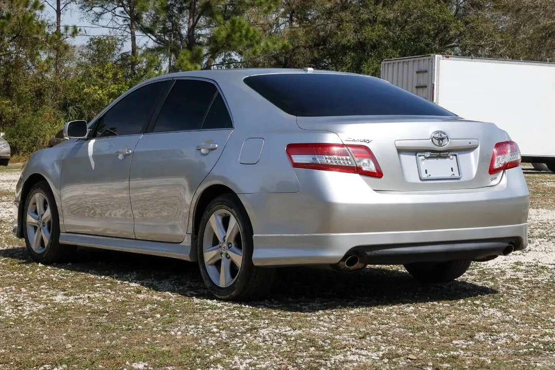 2011 Toyota Camry 6th Gen - Image 5 of 12