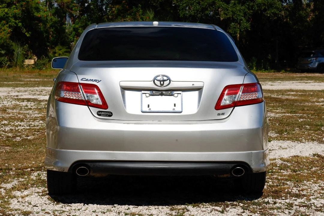 2011 Toyota Camry 6th Gen - Image 7 of 12