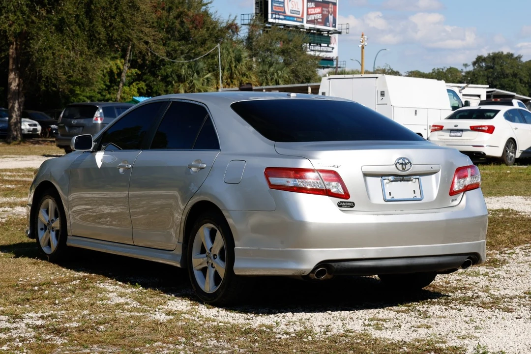 2011 Toyota Camry 6th Gen - Image 5 of 12