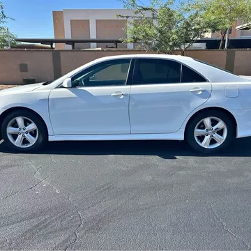 2011 Toyota Camry SE Sedan 4D