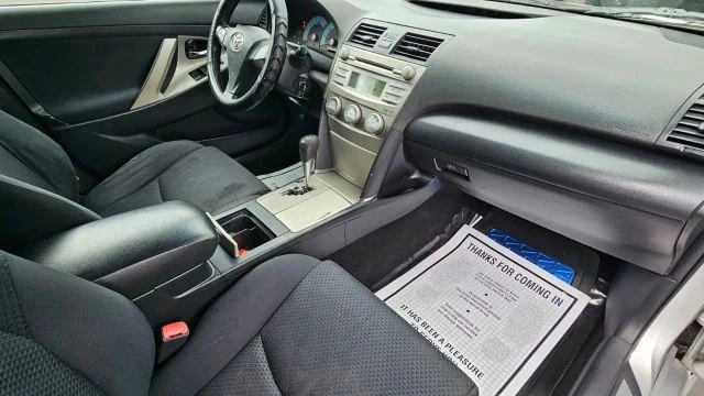 2011 Toyota Camry 6th Gen - Image 8 of 17